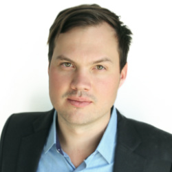 Justin Barsketis Headshot